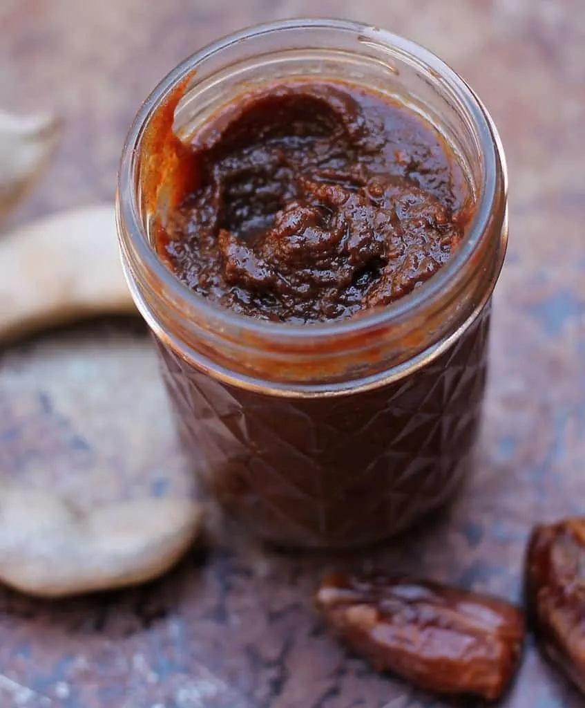 date-tamarind-chutney