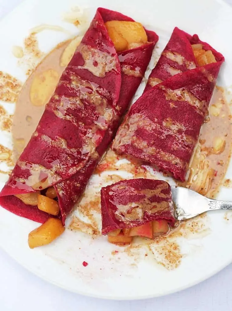 Beetroot-Crepes