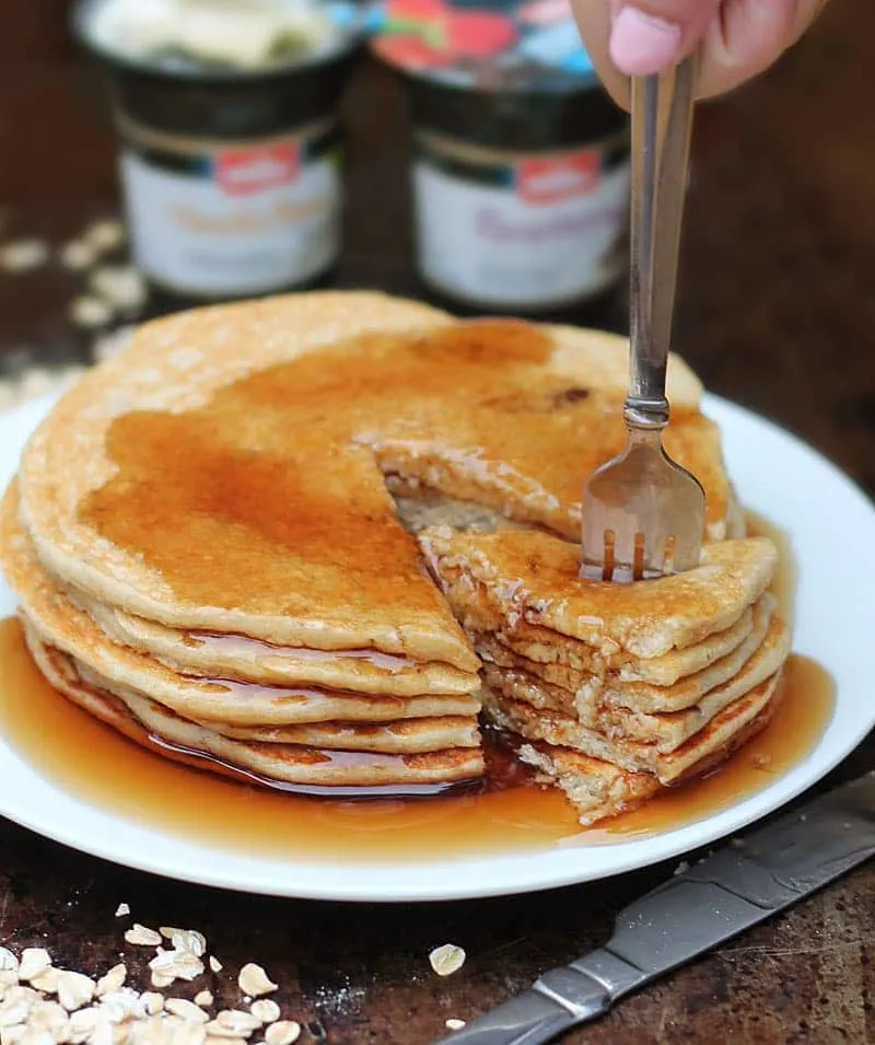 Oatmeal-Yogurt-Pancakes-#MullerMoment