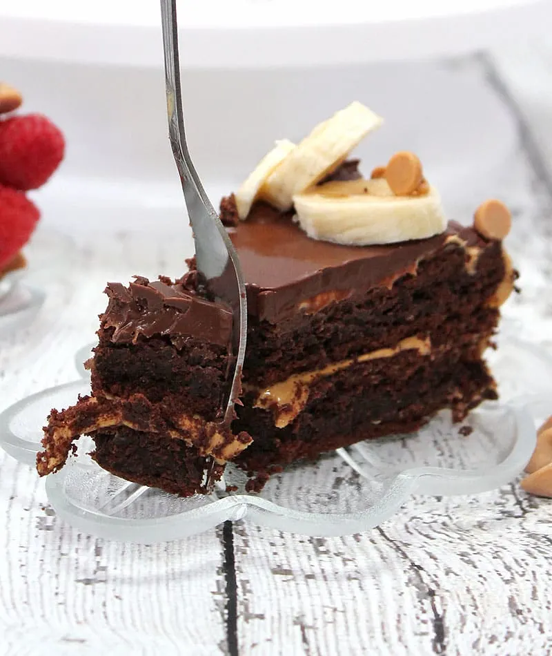 Flourless Peanut-Butter & Chocolate Cake