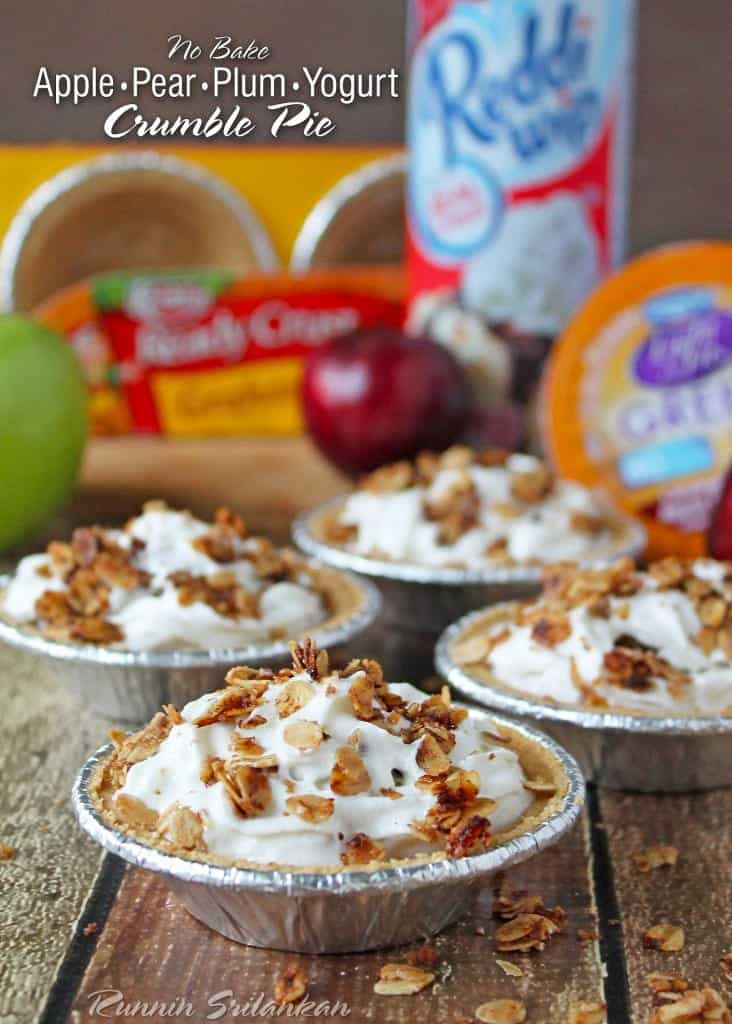 No Bake Fruit and Yogurt Crumble Pies