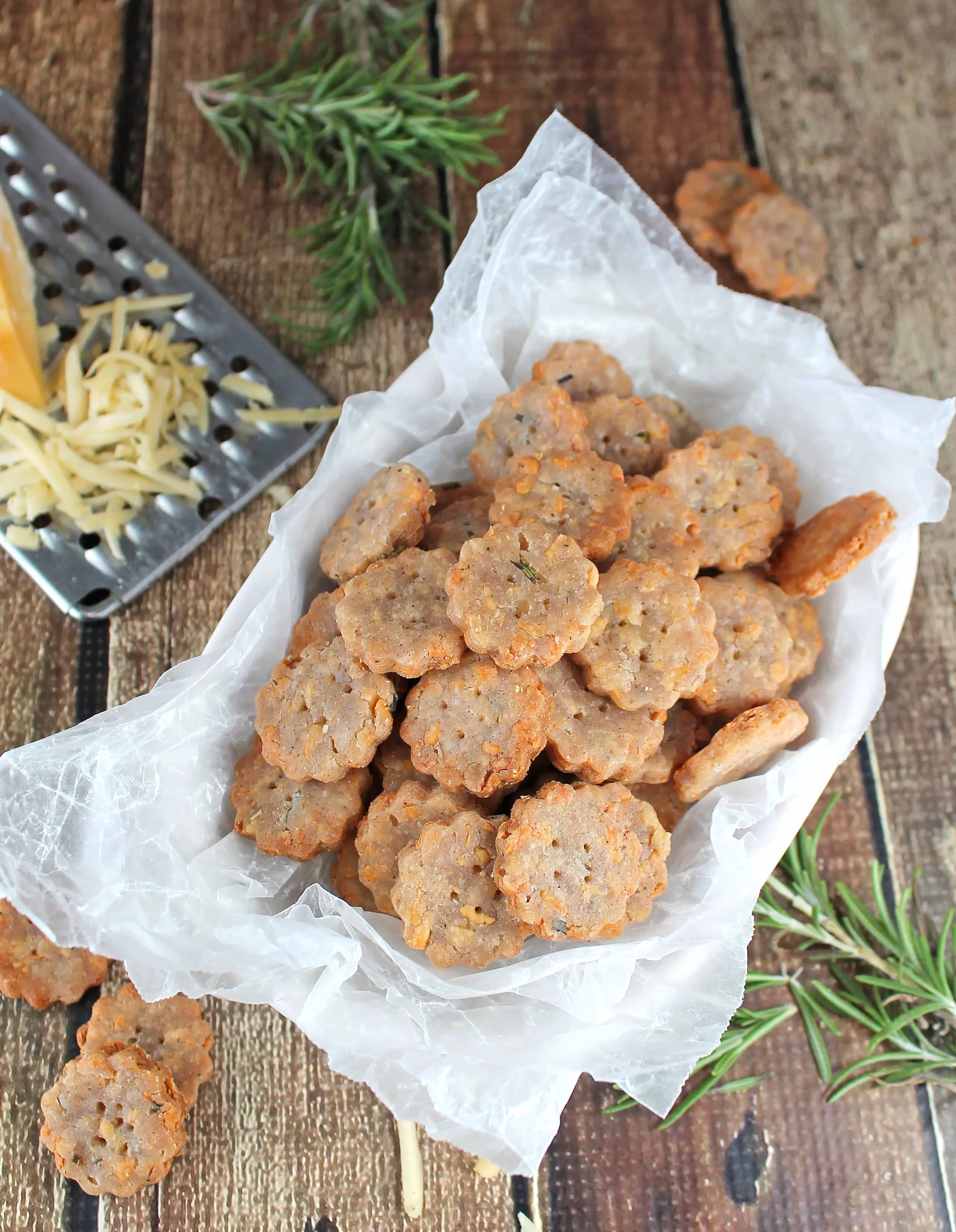 Gouda Rosemary Crackers