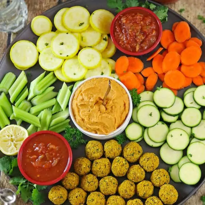 Salsa Hummus Dip & Picante Falafel Bites Snack Platter for Gameday #makegametimesaucy