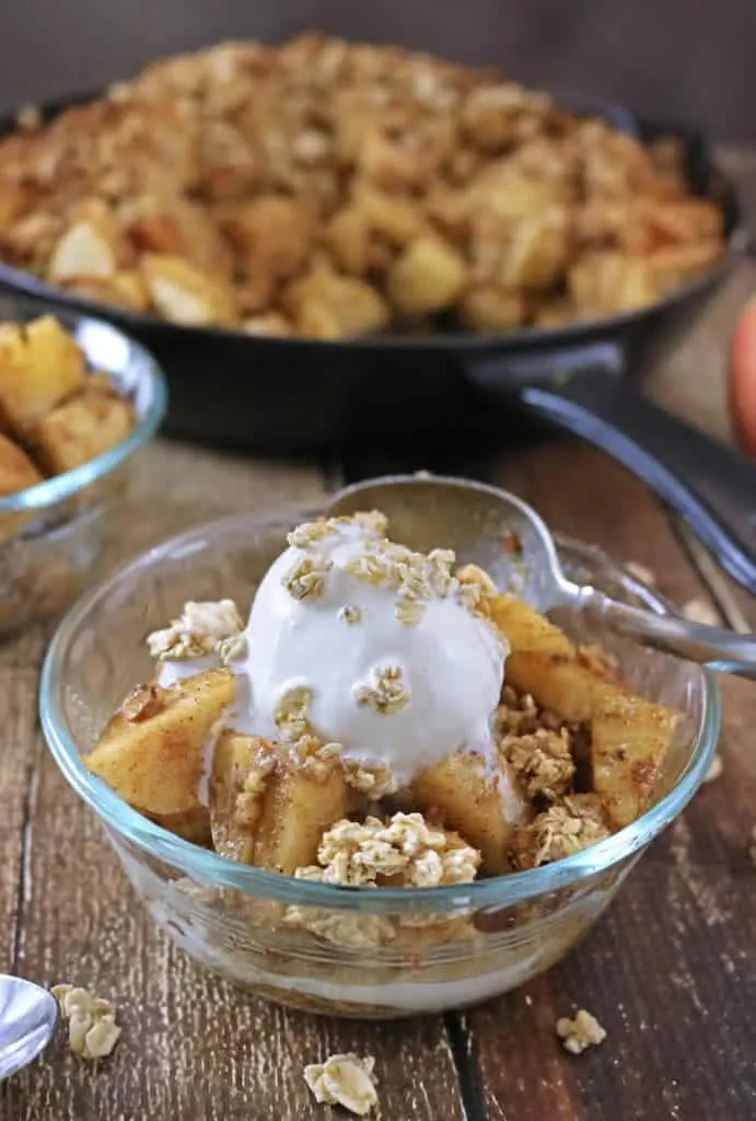 Apple Granola Crumble