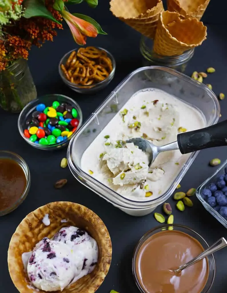 No-Churn, Dairy-FreePistachio-Cinnamon Ice Cream Movie Night Party