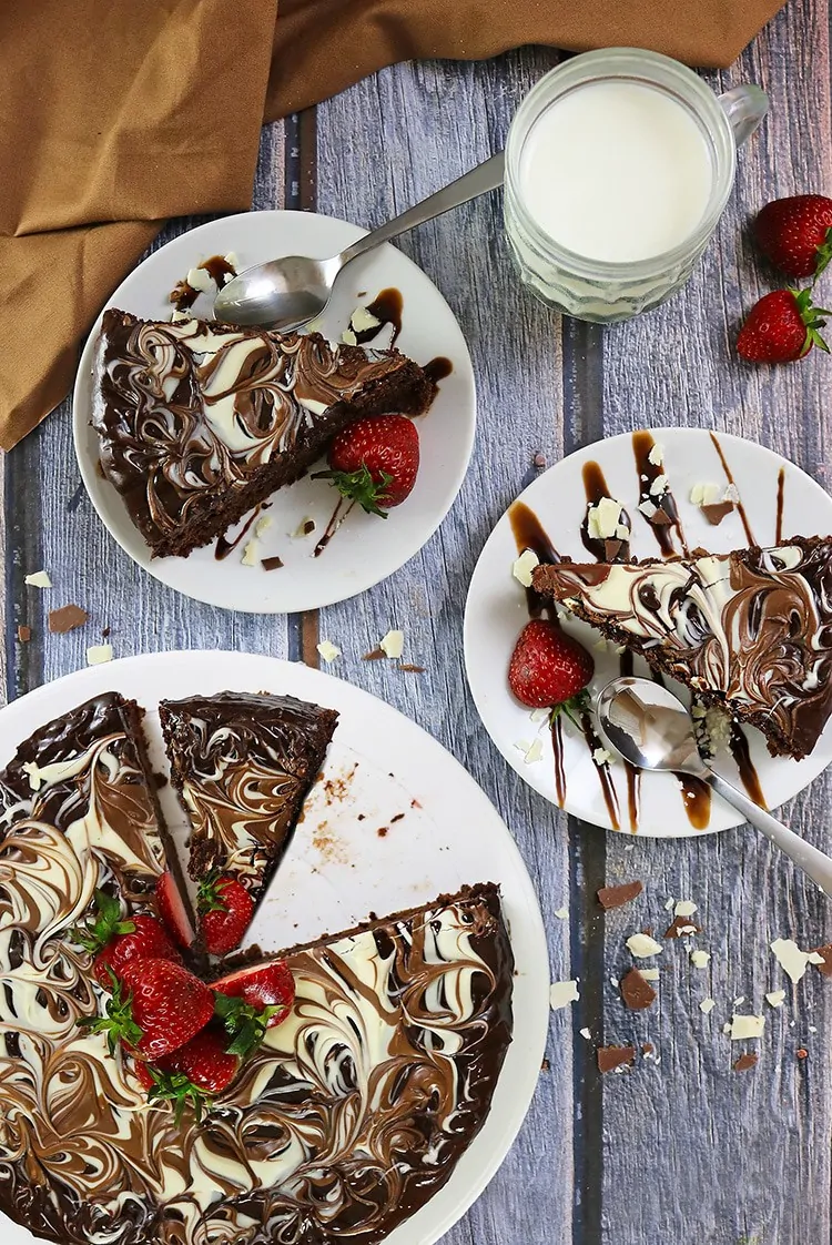 Gluten Free Chocolate Almond Cake