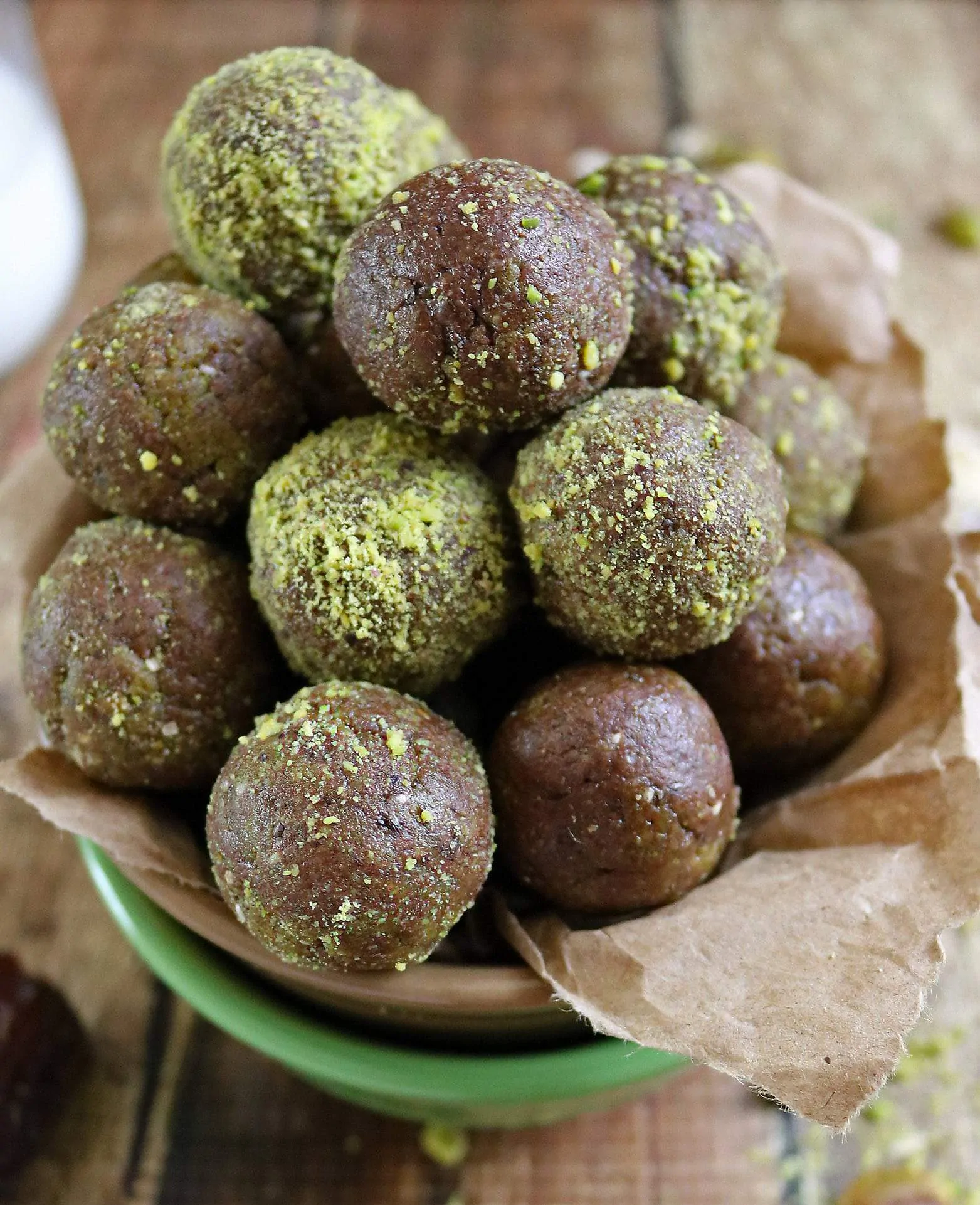 No Bake Chocolate Pistachio Bites