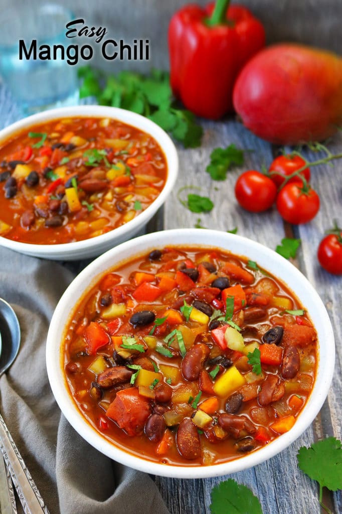 Easy Hearty Delicious Mango Chili {Vegetarian}