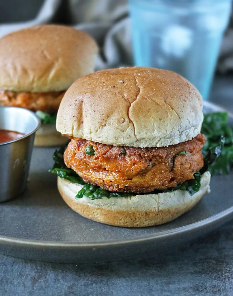 Easy Salmon Spinach Burgers