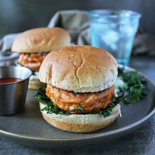 Easy Salmon Burger Recipe (low carb) - Savory Spin
