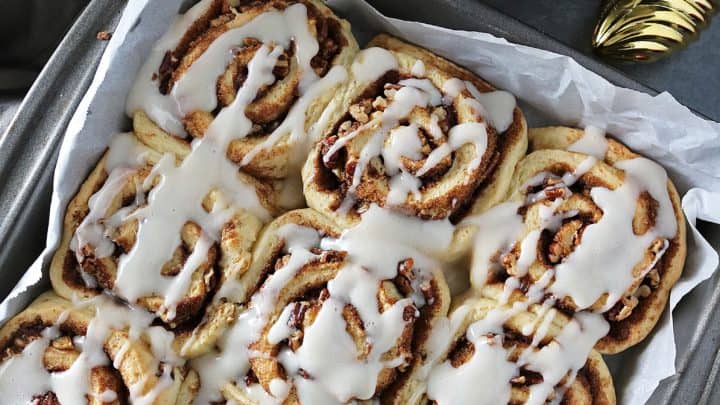 Homemade Cinnamon Roll Coffee Creamer - Crunchy Creamy Sweet