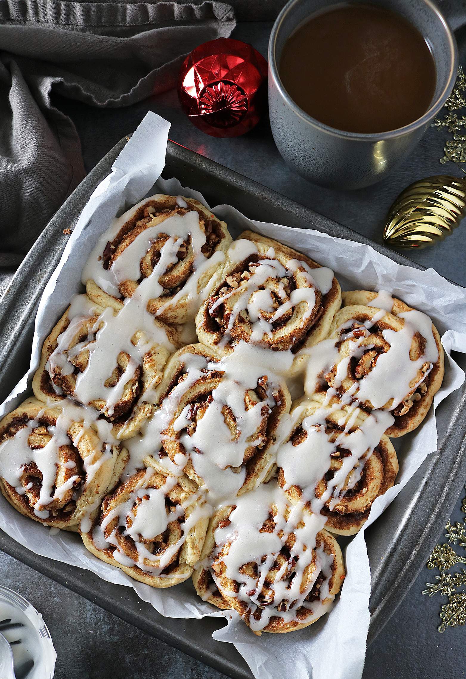 Easy Cinnamon Cardamom Rolls With International Delight® Coffee Creamer