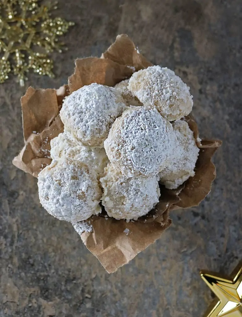 Spiced Vegan Snowball Cookies With Coconut oil