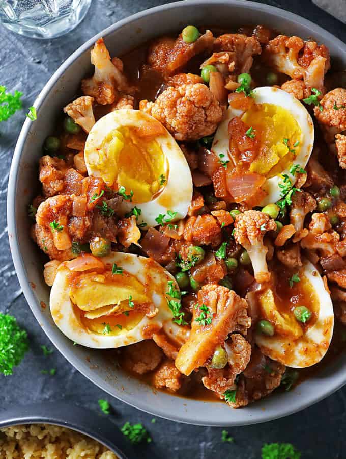 Easy Raspberry Chipotle Cauliflower Curry With Egg