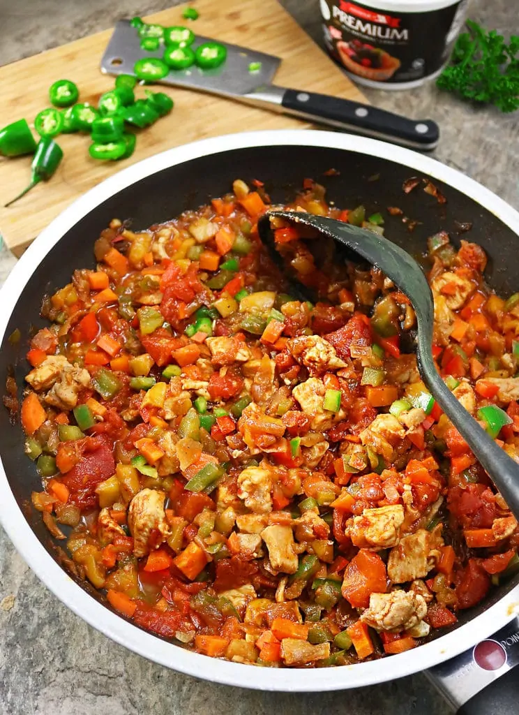 Spicy Sweet Mango Chicken Veggie Skillet