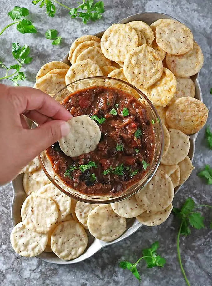 Healthy, Vegan, 5-Ingredient Black Bean Dip