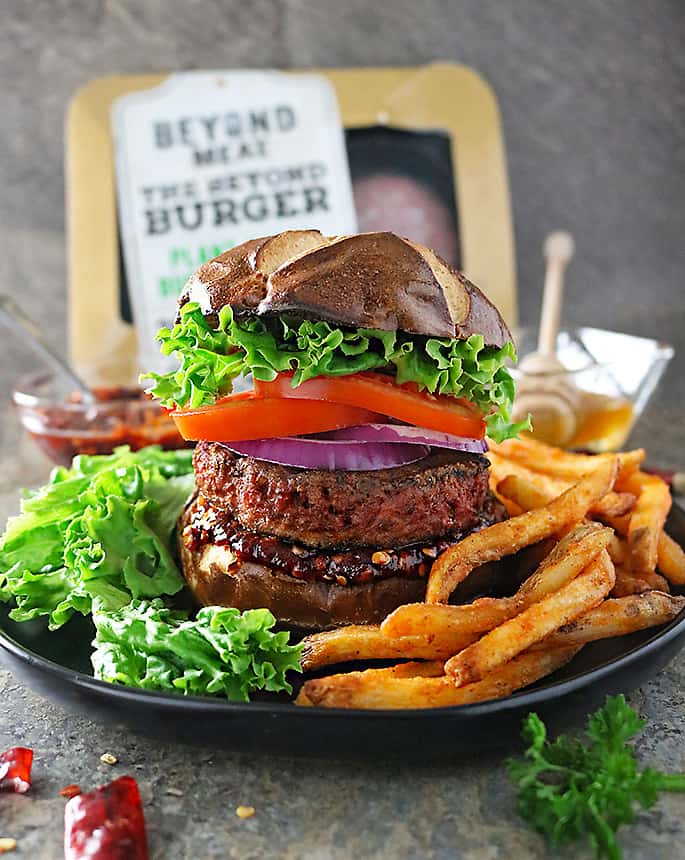 Juicy Beyond Burgers with Sweet Chili Sauce