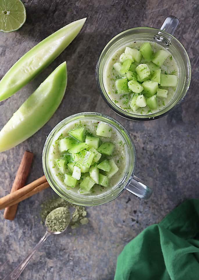 Two glasses of Refreshing Honeydew Melon Smoothie