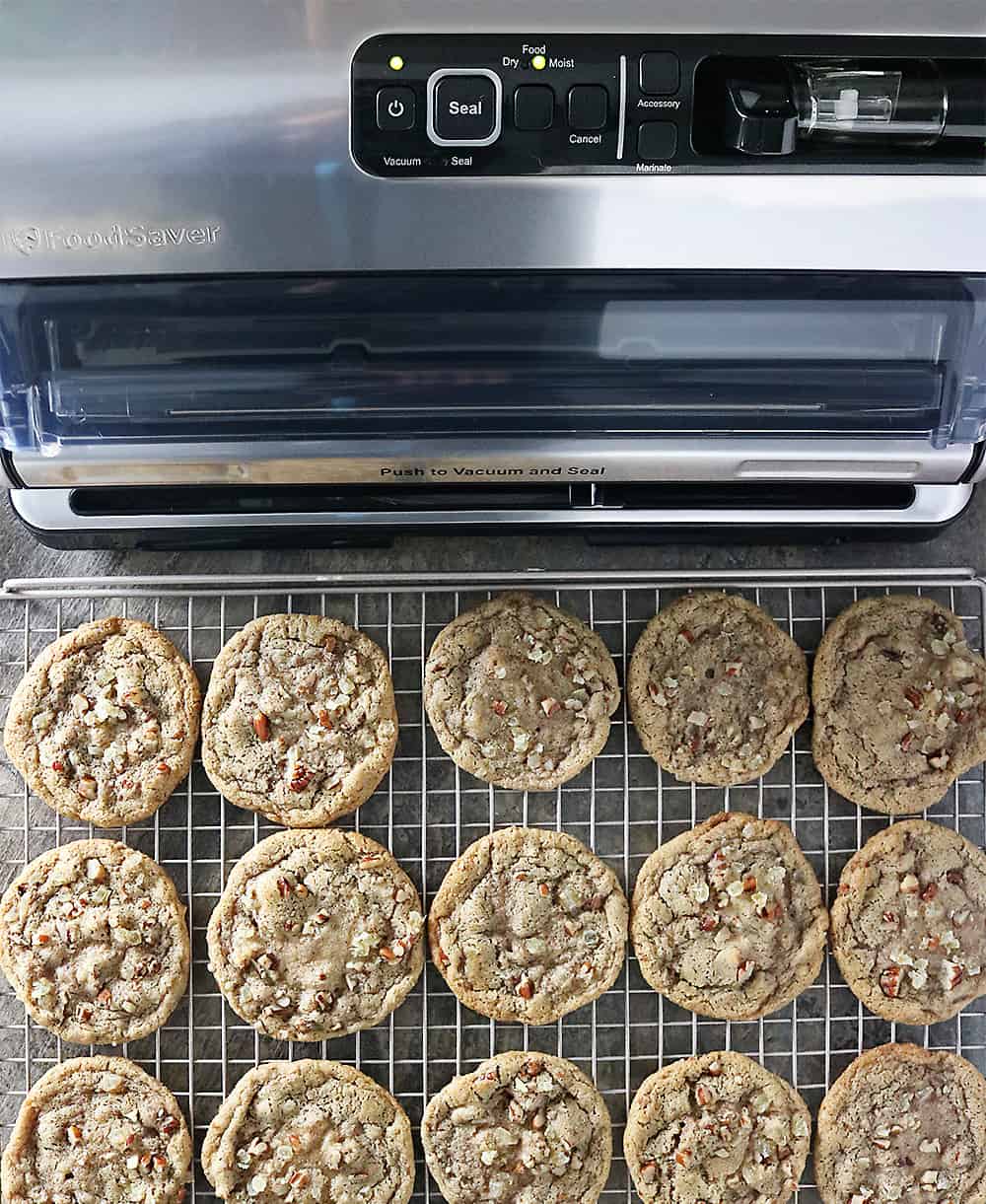 Photo of Ginger Pecan Cookies And FoodSaver FM5330 Vacuum Sealing System