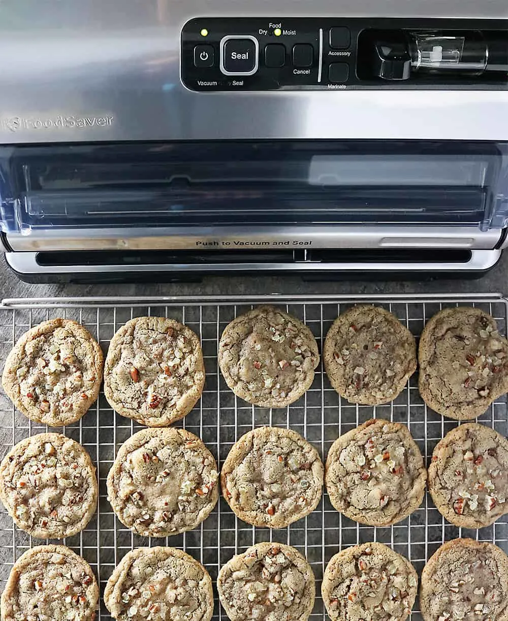 Photo of Ginger Pecan Cookies And FoodSaver FM5330 Vacuum Sealing System