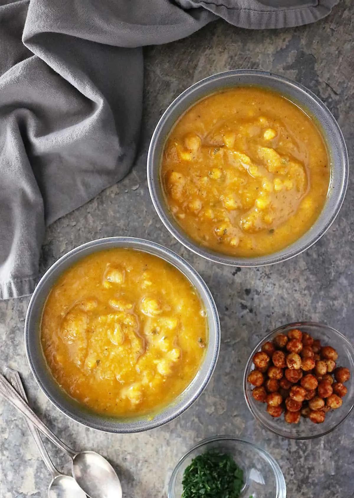 Delicious Roasted Garlic Pumpkin Soup Photo