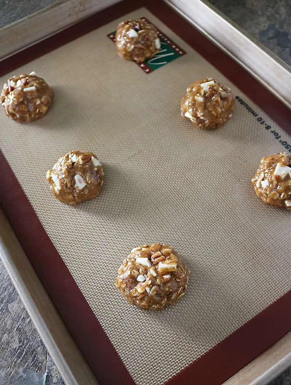 Gluten Free Peppermint Cookies are a yummy way to get your holiday cookie on without risking a flare up from celiac issues.