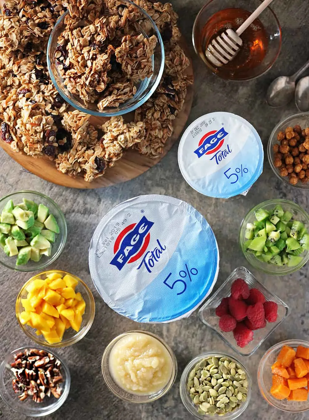 Photo Delicious FAGE Breakfast Bowls