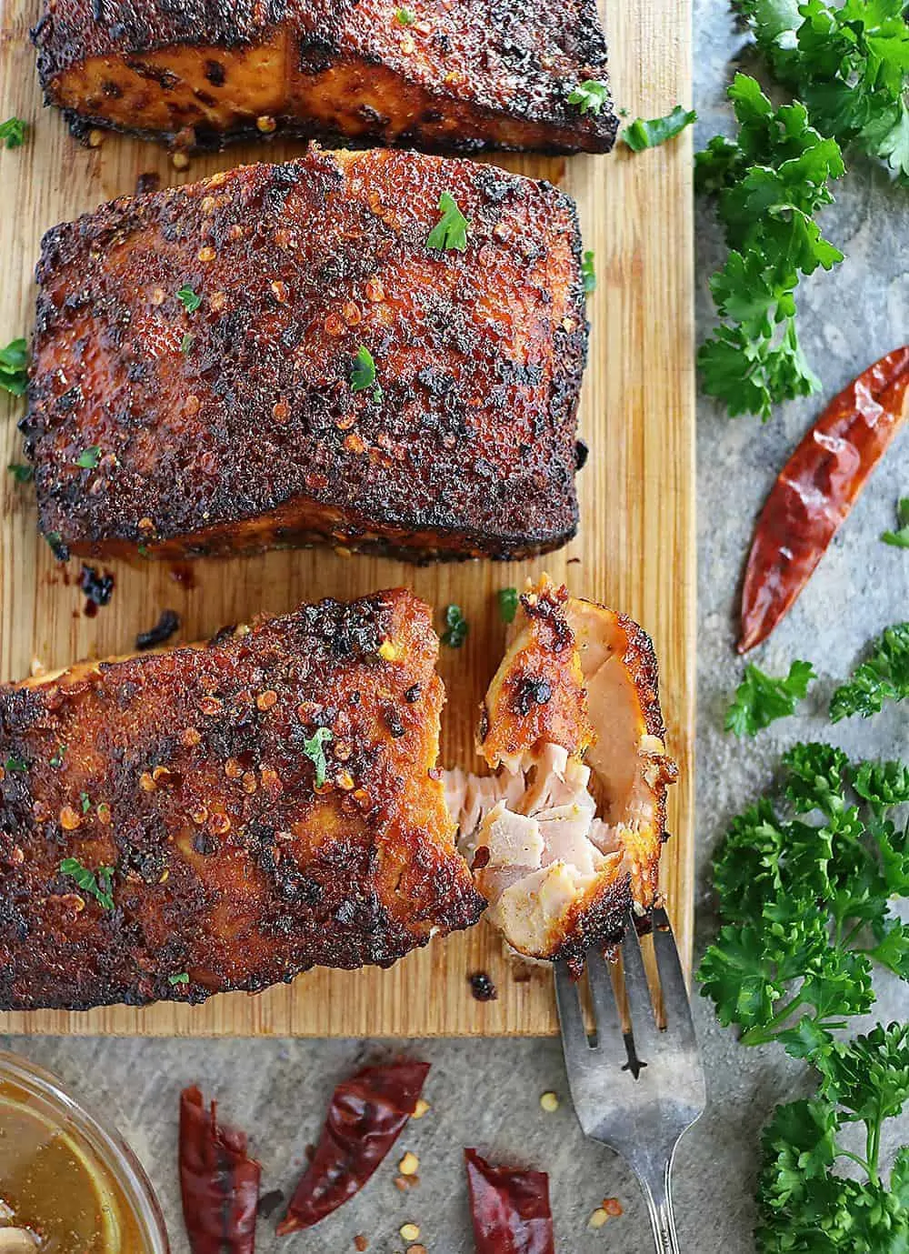 https://savoryspin.com/wp-content/uploads/2019/03/Spicy-Sweet-Air-Fryer-Salmon.jpg.webp