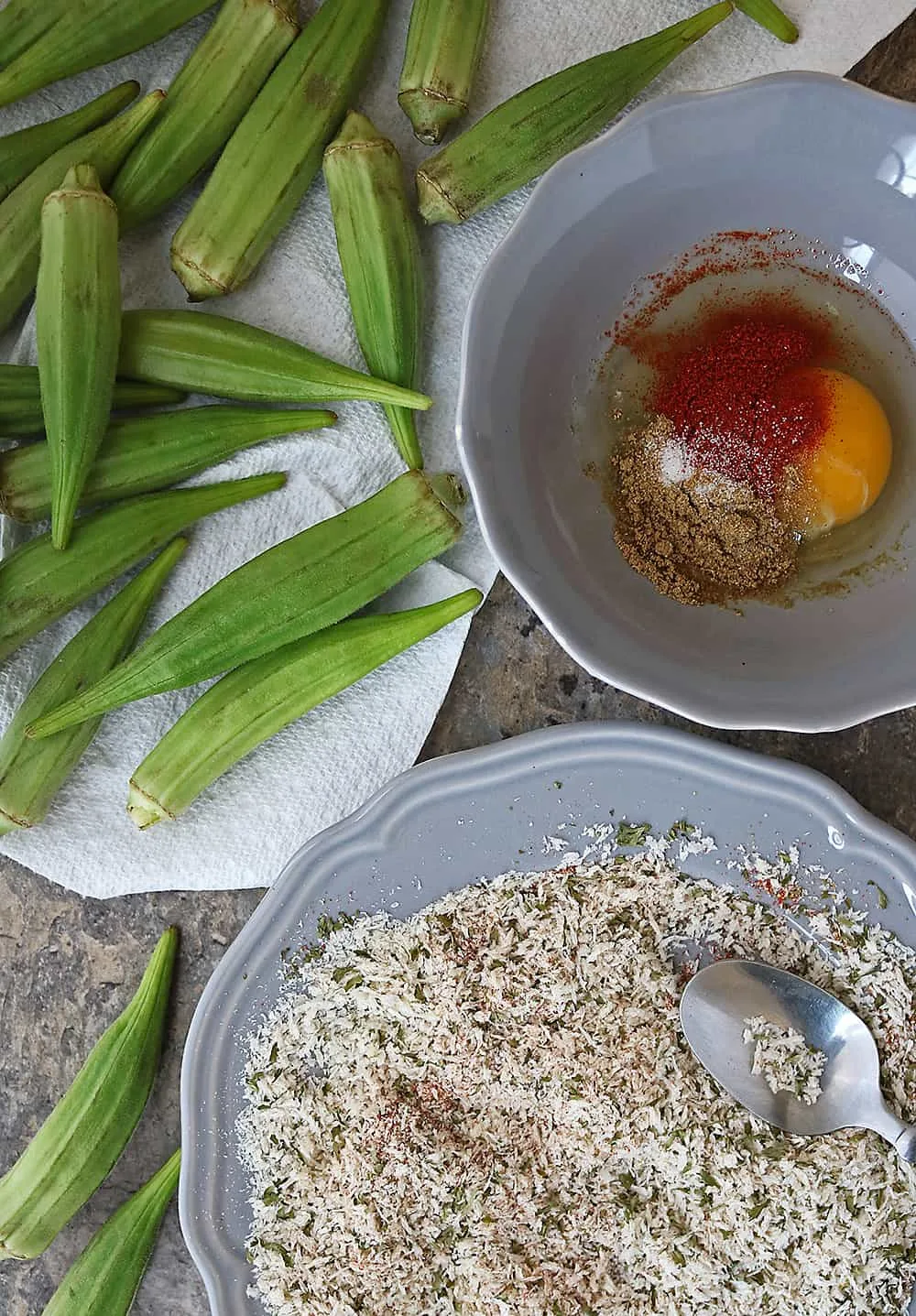 One of the Steps To Make Air Fryer Crispy Spicy Okra