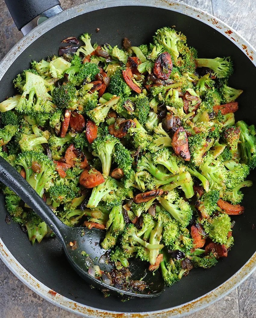 keto friendly Spicy Broccoli sausage Stir Fry
