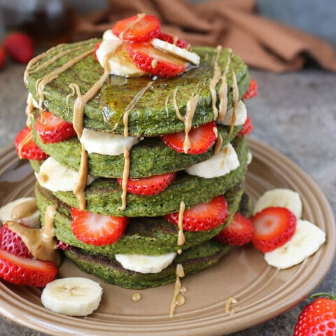 Green Smoothie Oatmeal Pancakes Recipe - Savory Spin