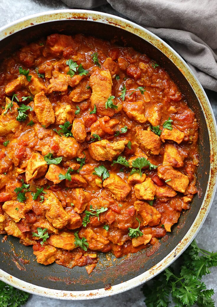 Easy Chicken Curry Recipe (Sri Lankan Fusion Cuisine) - Savory Spin