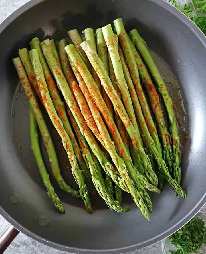 Heart Healthy Harissa Asparagus