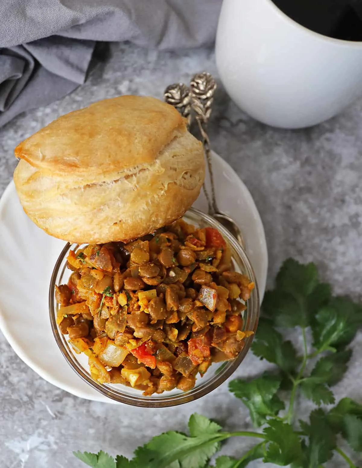 Biscuits With Lentil tomato saute