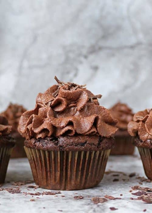 Easy Vegan Chocolate Cupcakes