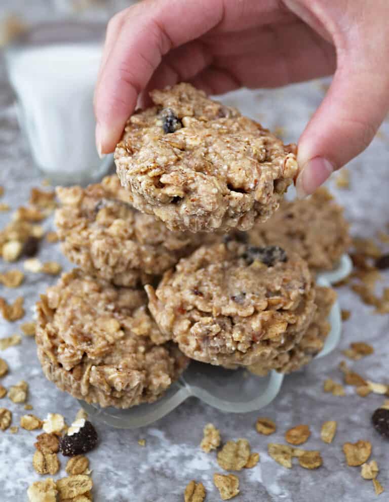 Easy No-Bake Cereal Cookies Recipe - Savory Spin