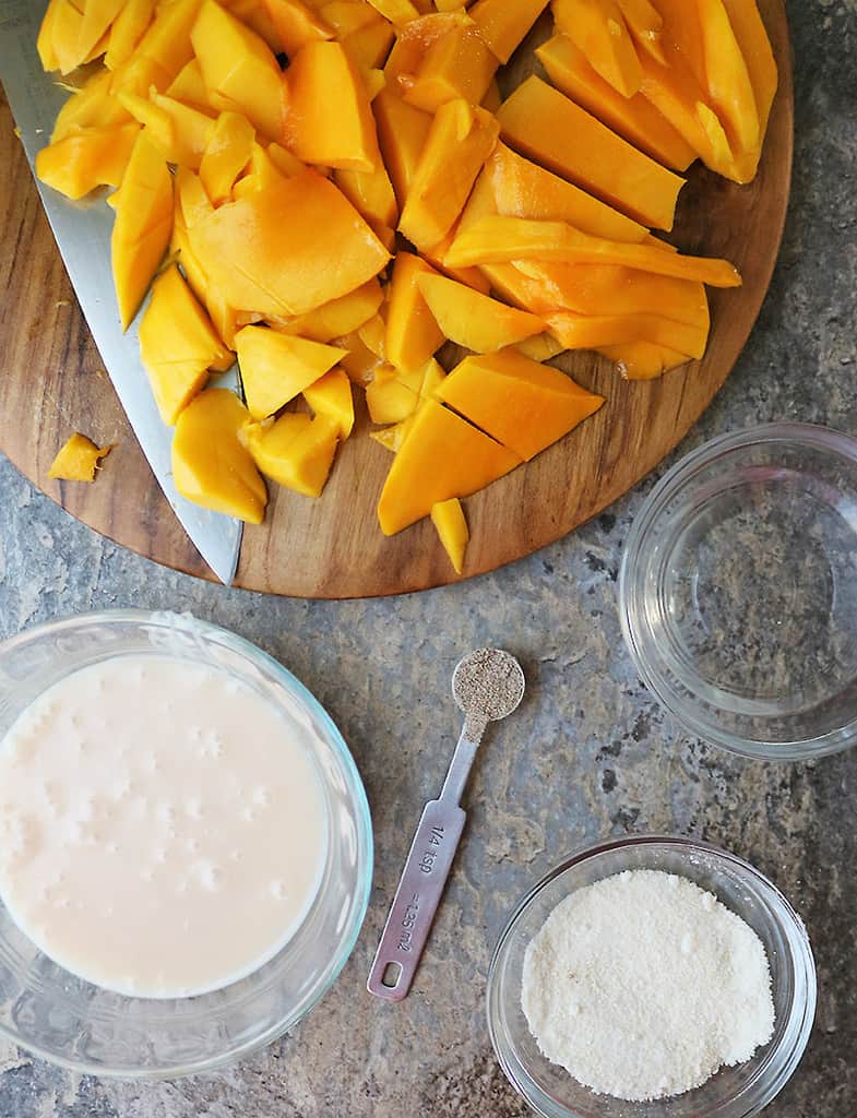 The 5 ingredients for vegan easy mango custard recipe.
