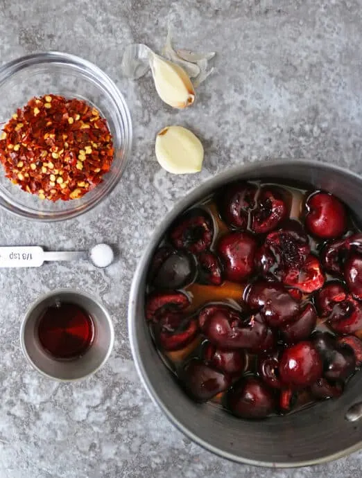 6 ingredients to make spicy cherry sauce