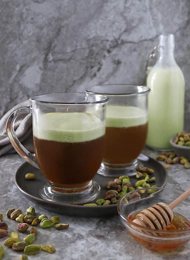 Easy Pistachio Latte Recipe (Homemade) Savory Spin