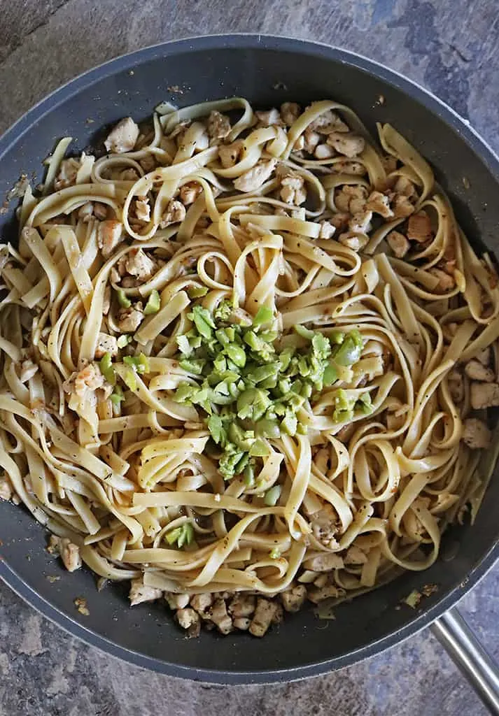 Adding in olives to Zaatar cacio e pepe.