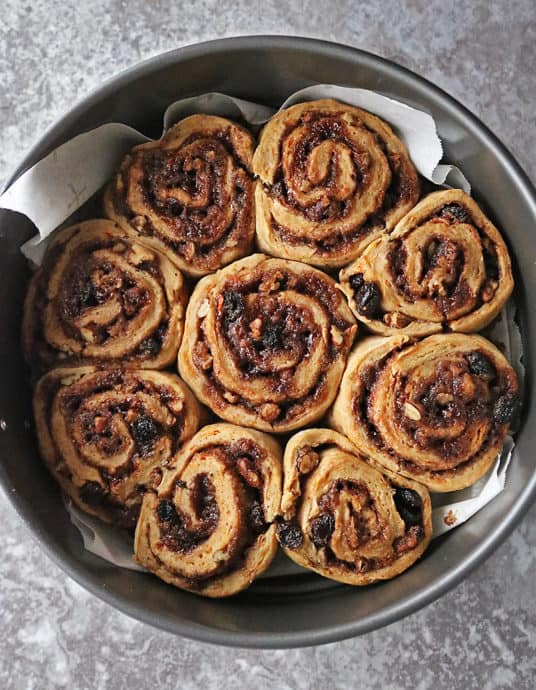 Easy Carrot Cake Cinnamon Rolls Recipe - Savory Spin