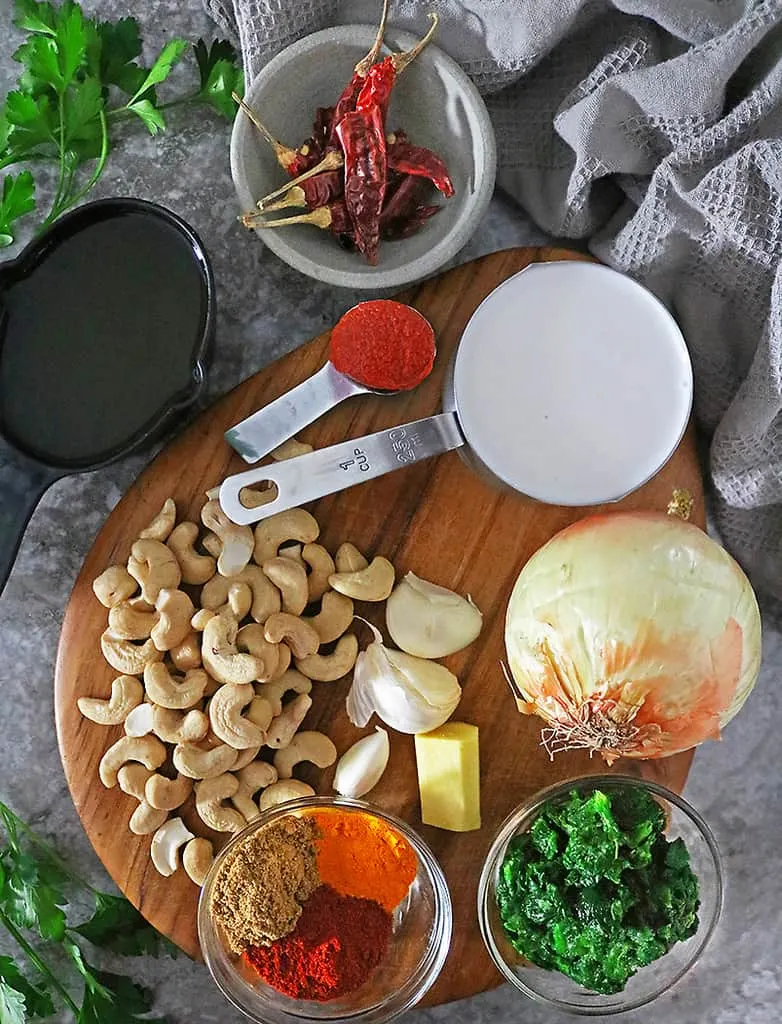 10 Ingredients to make creamy Cashew Curry