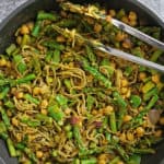 You gotta make this easy plant-based one-pot curry noodles dish for dinner.