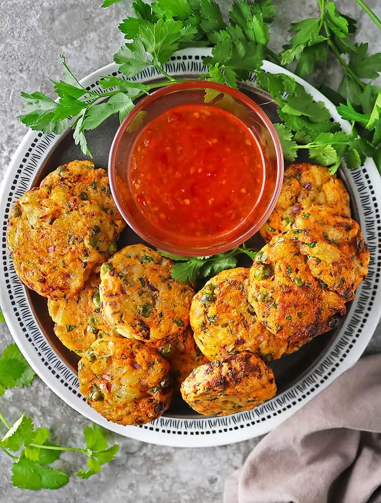 A plate of easy tasty air-fried veggie fritters.