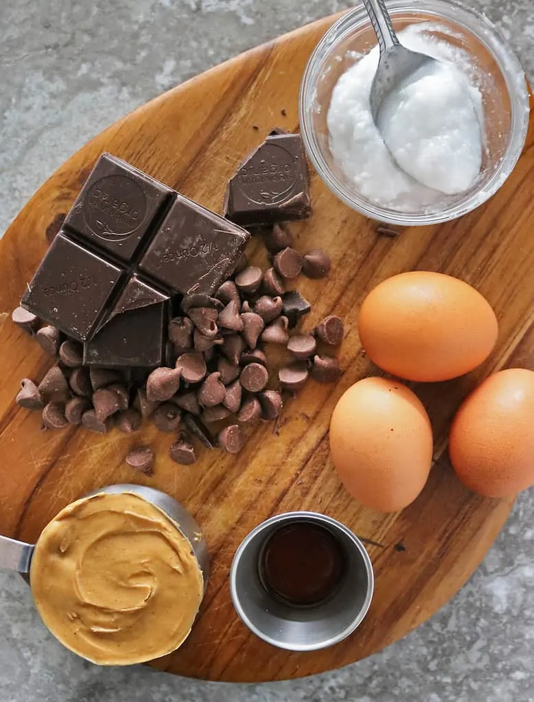 Ingredients to make chocolate skillet cake