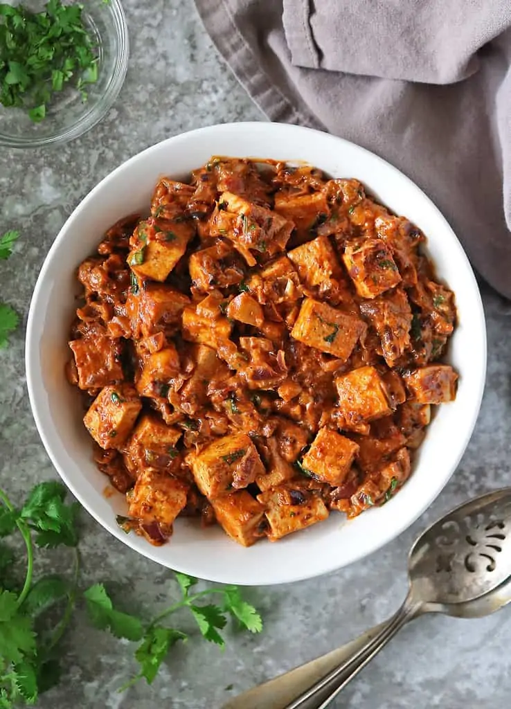 Easy Creamy Harissa Tofu Curry