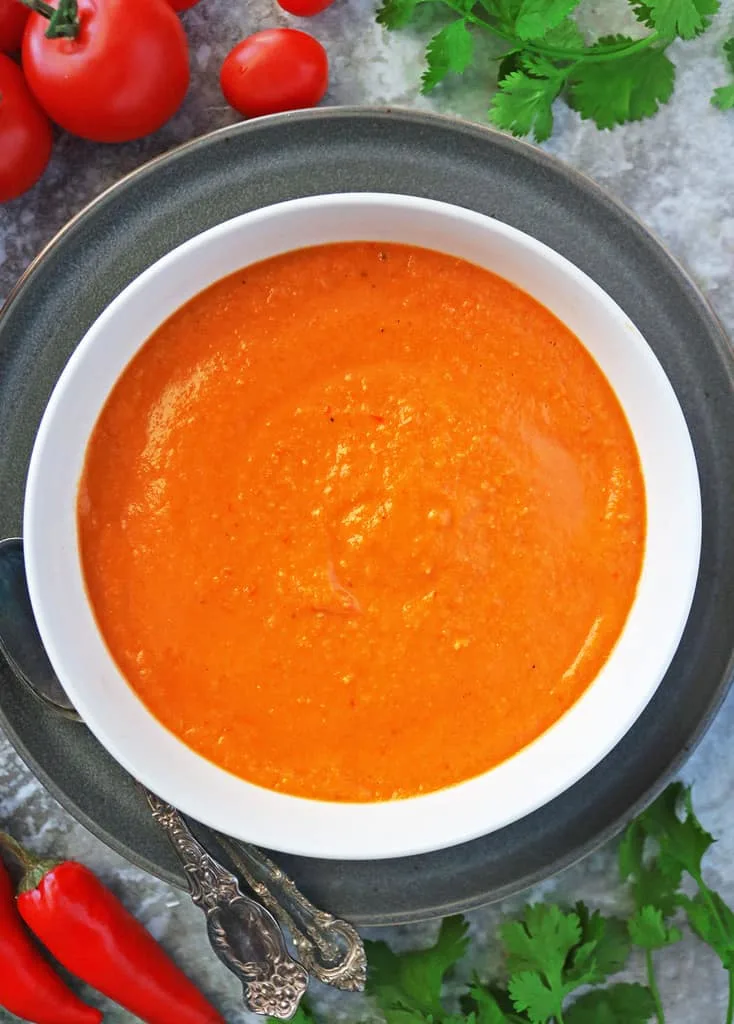 My favorite Easy Roasted tomato soup recipe