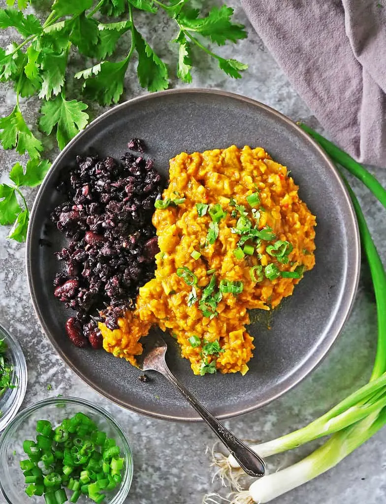 Spicy pumpkin lentils-with black rice and beans