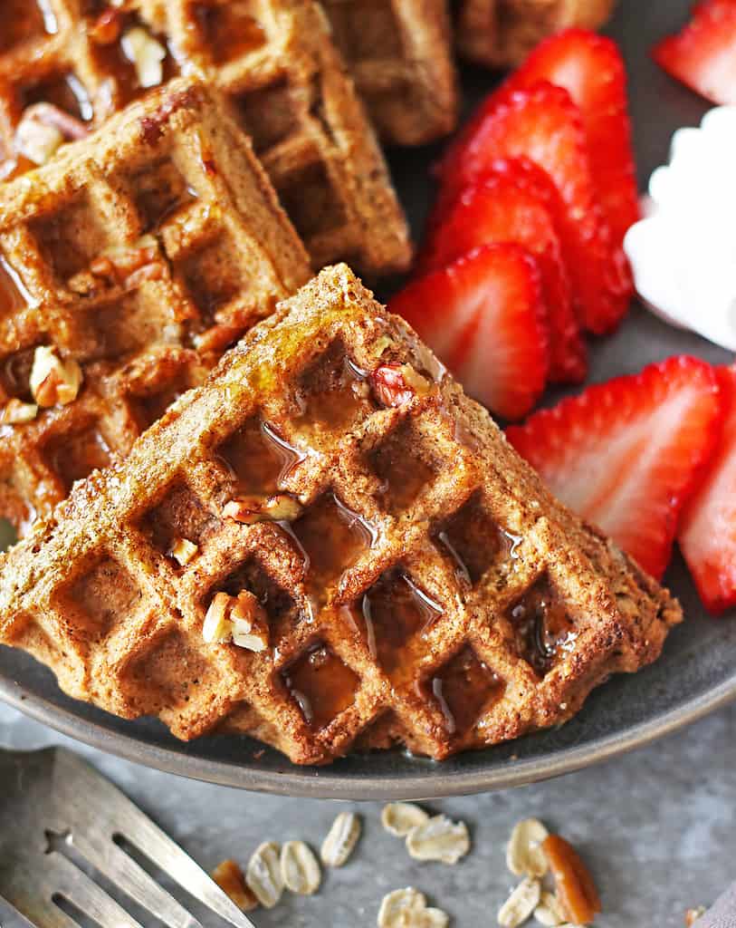 Easy healthy flourless waffles with pecans 