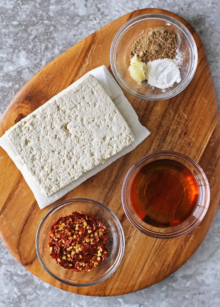 6 ingredients to make maple chili tofu